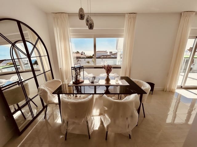4 chambre Villa/Maison à vendre à La Duquesa / Puerto de la Duquesa, Manilva - 1 100 000 € (Ref: 9077217)