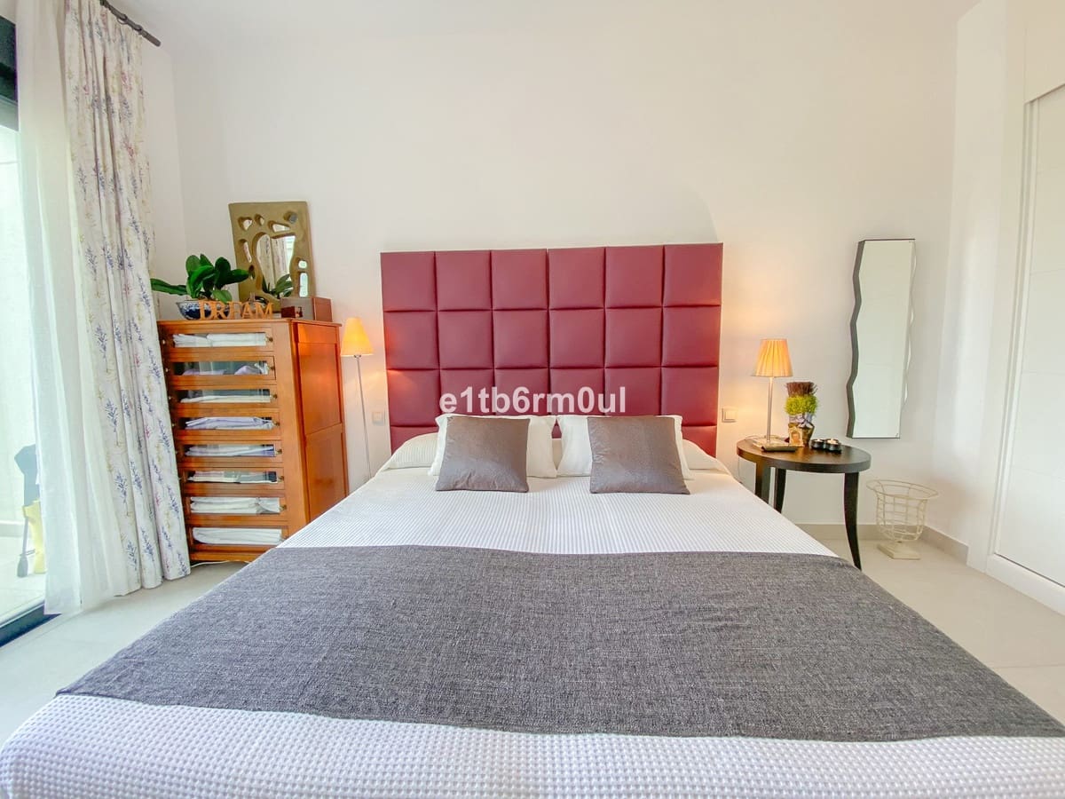 3 soveværelse Villa til salg i Bahia de Casares - € 1.200.000 (Ref: 9077218)