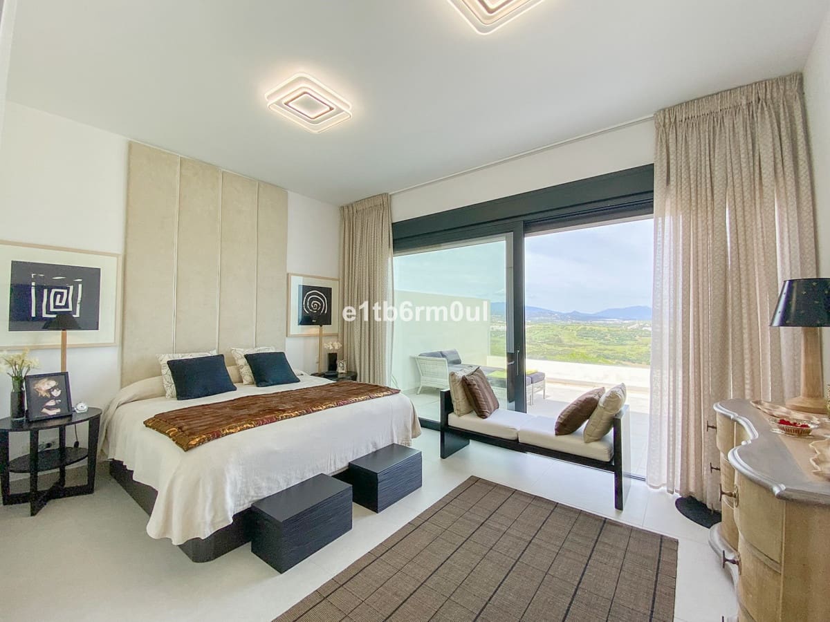 3 soveværelse Villa til salg i Bahia de Casares - € 1.200.000 (Ref: 9077218)