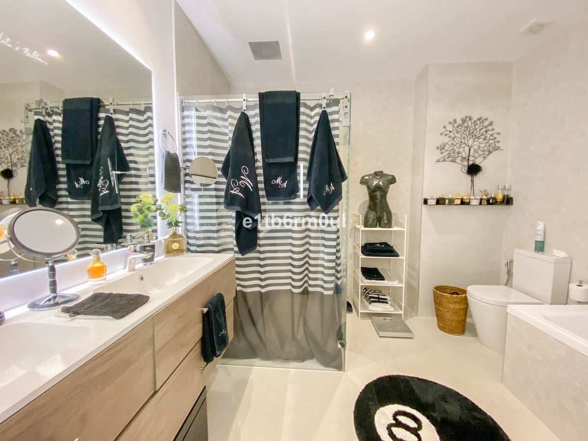 3 soveværelse Villa til salg i Bahia de Casares - € 1.200.000 (Ref: 9077218)