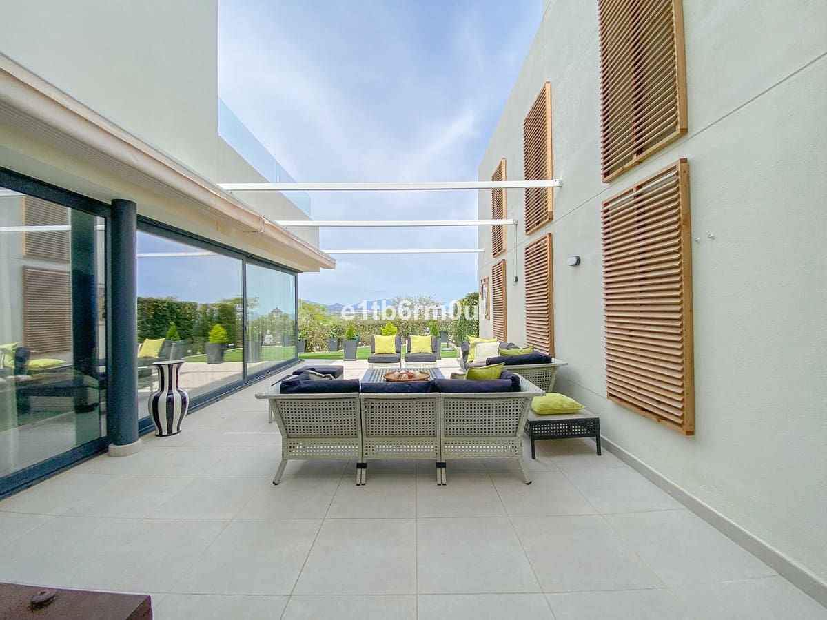 3 soveværelse Villa til salg i Bahia de Casares - € 1.200.000 (Ref: 9077218)