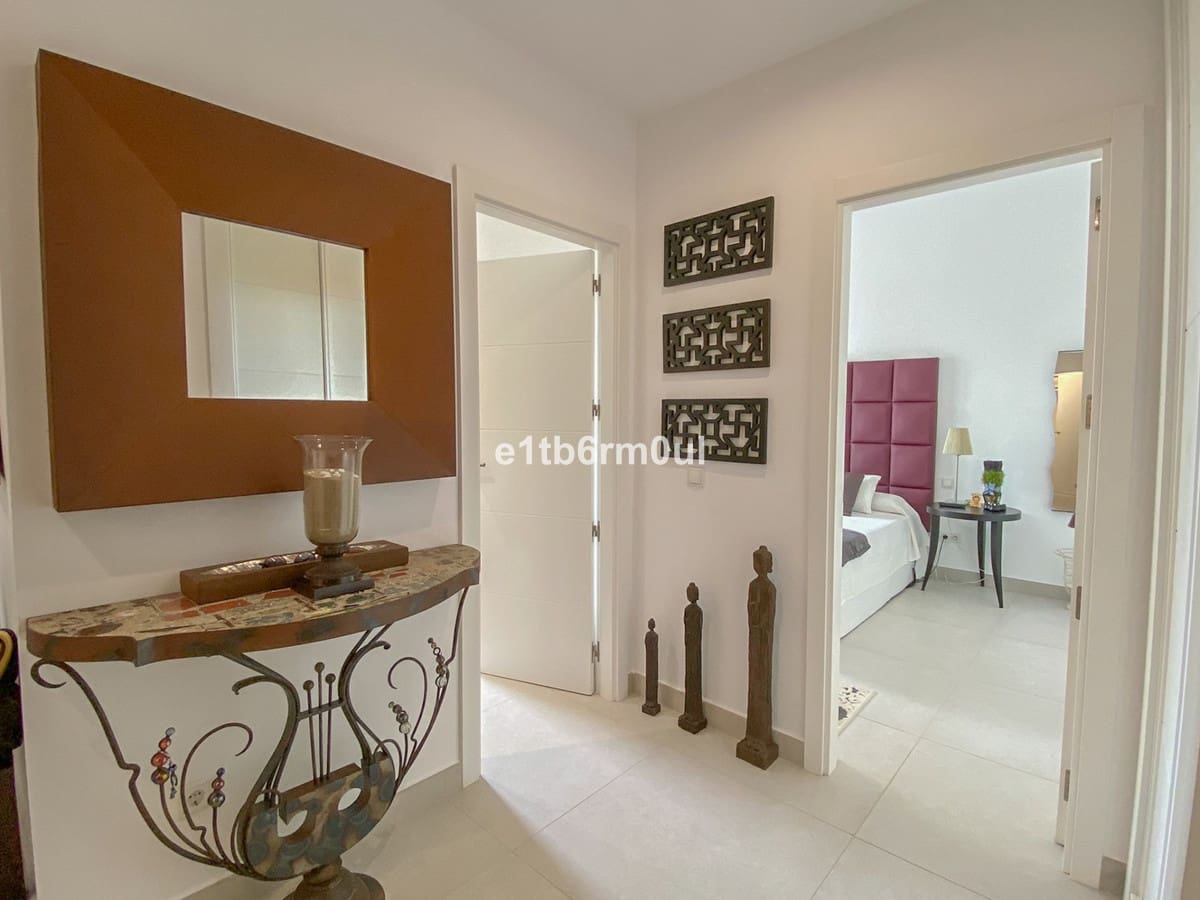 3 soveværelse Villa til salg i Bahia de Casares - € 1.200.000 (Ref: 9077218)