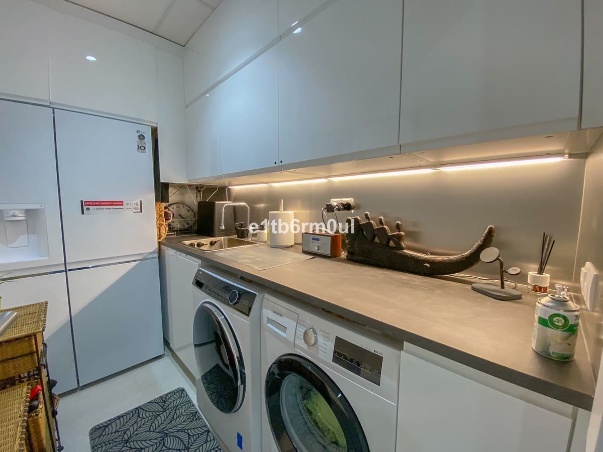 3 soveværelse Villa til salg i Bahia de Casares - € 1.200.000 (Ref: 9077218)