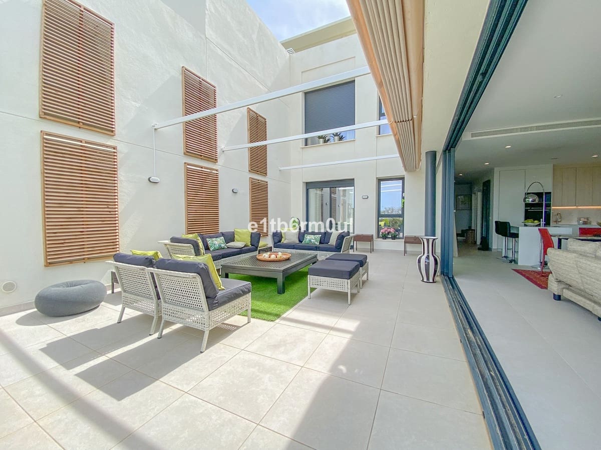 3 soveværelse Villa til salg i Bahia de Casares - € 1.200.000 (Ref: 9077218)