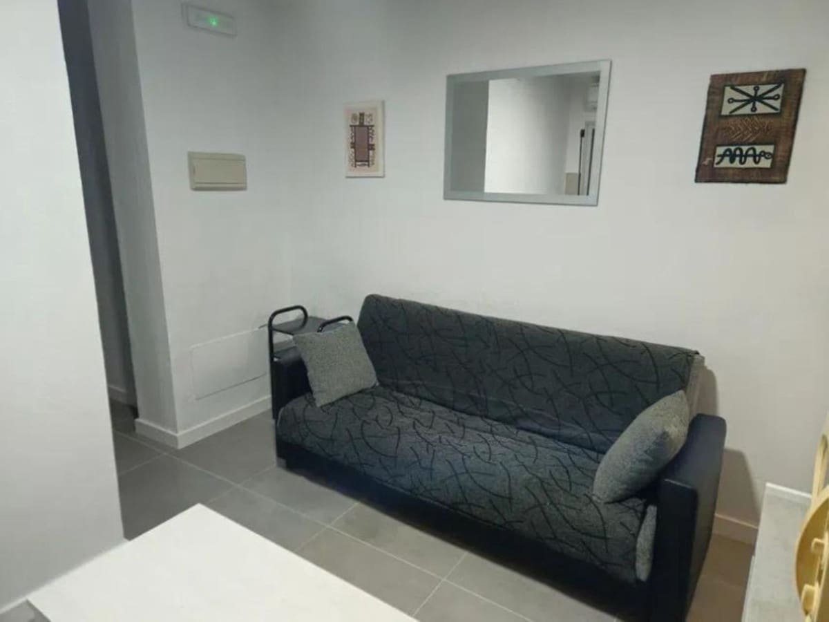 10 soveværelse Erhverv til salg i Manilva - € 999.000 (Ref: 9077219)