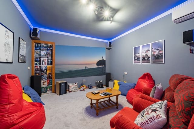 10 slaapkamer Commercieel te koop in Manilva - € 999.000 (Ref: 9077219)