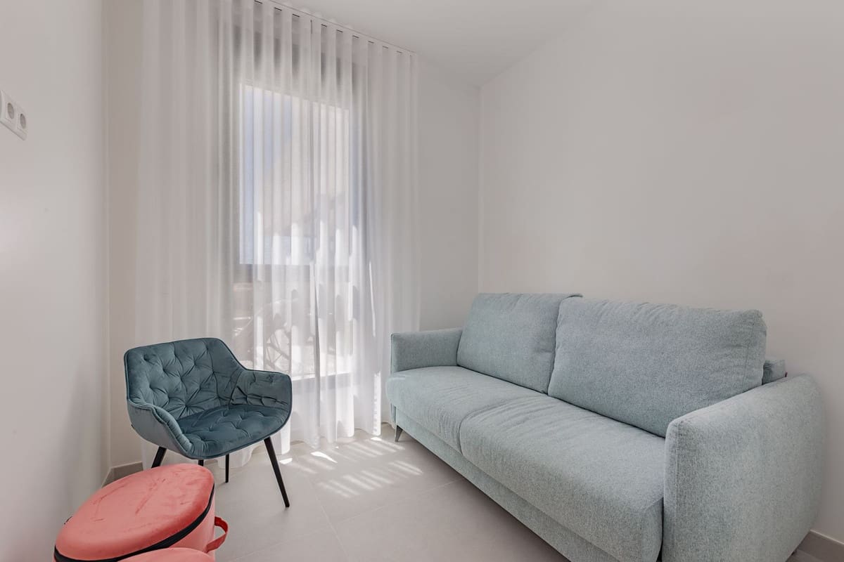 4 slaapkamer Huis te koop in Bahia de Casares met garage - € 950.000 (Ref: 9077220)