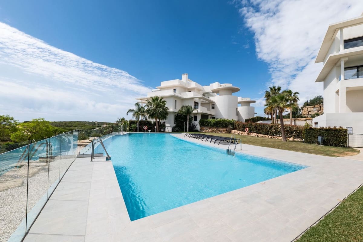 3 chambre Maison de Ville à vendre à Casares avec garage - 890 000 € (Ref: 9077221)