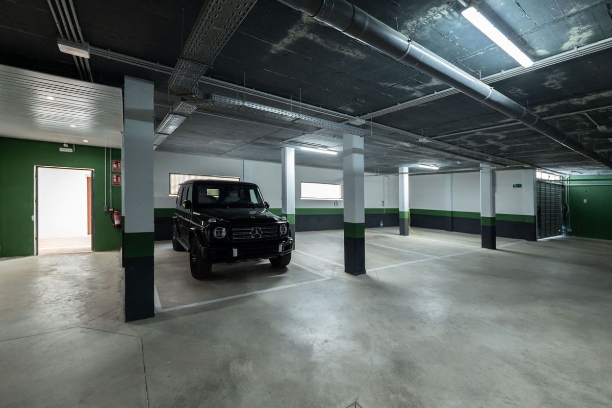 3 chambre Maison de Ville à vendre à Casares avec garage - 890 000 € (Ref: 9077221)