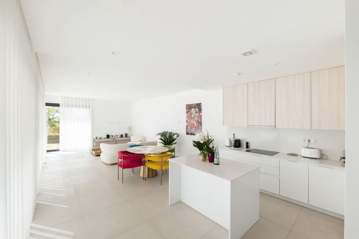 3 slaapkamer Huis te koop in Casares met garage - € 890.000 (Ref: 9077221)