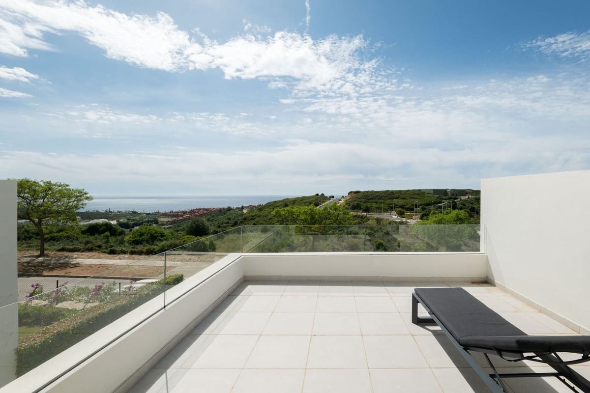 3 slaapkamer Huis te koop in Casares met garage - € 890.000 (Ref: 9077221)