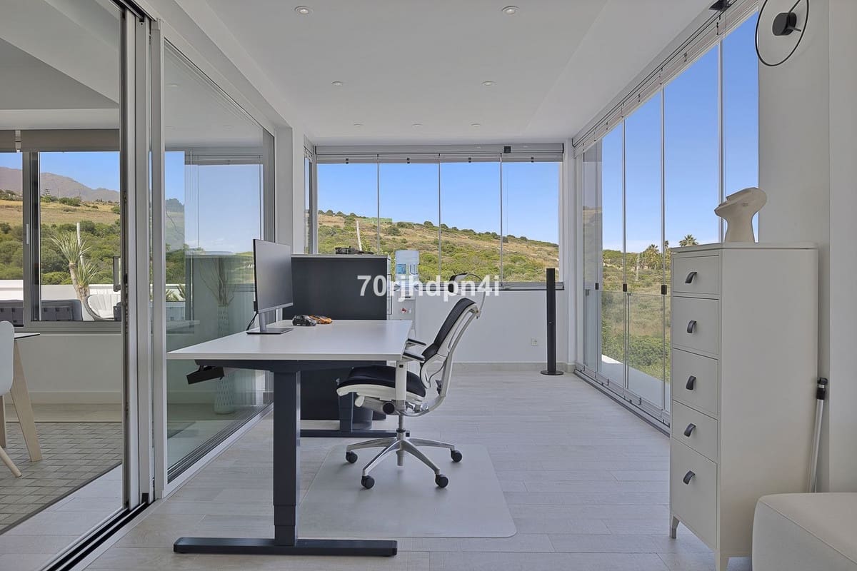 3 bedroom Apartment for sale in Casares - € 790,000 (Ref: 9077225)