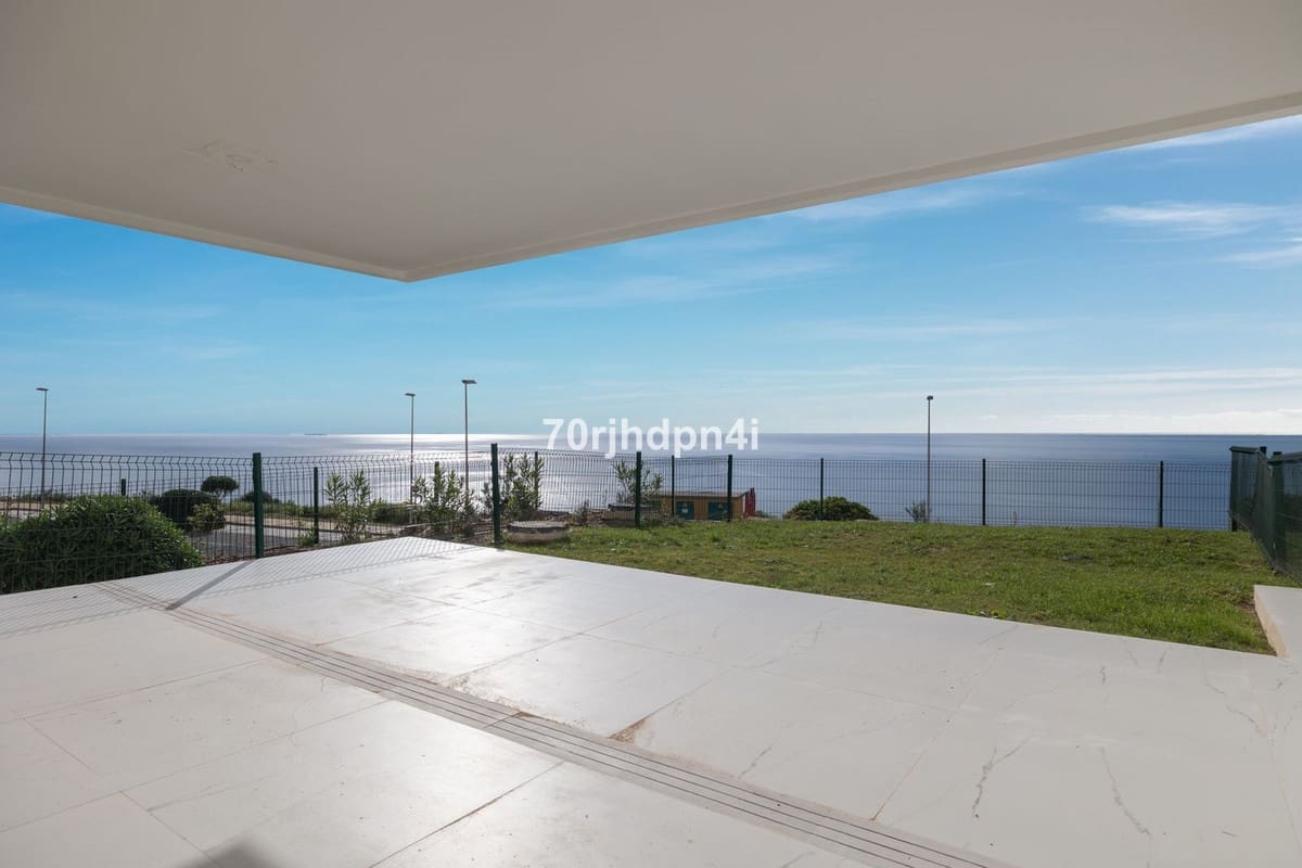 3 bedroom Apartment for sale in Casares with garage - € 745,000 (Ref: 9077226)