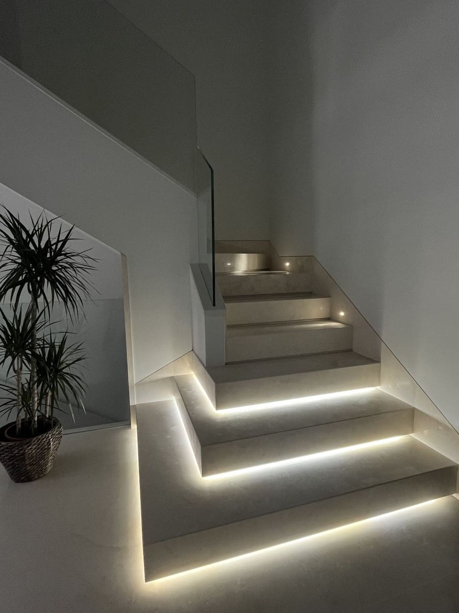 5 bedroom Villa for sale in Marbella with garage - € 4,800,000 (Ref: 9077237)