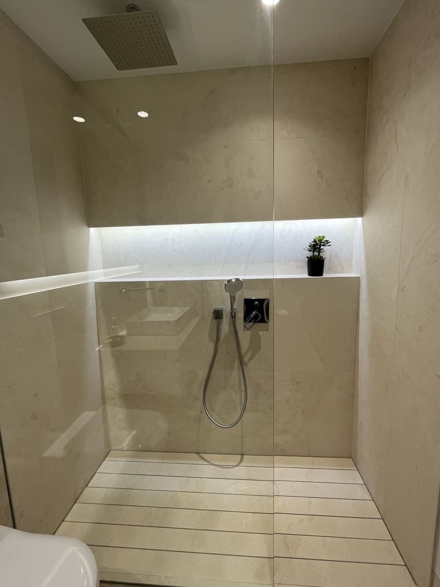 5 bedroom Villa for sale in Marbella with garage - € 4,800,000 (Ref: 9077237)