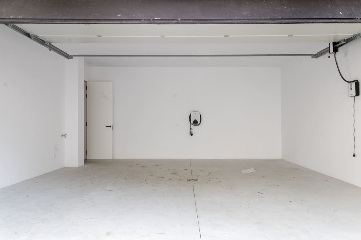 4 bedroom Villa for sale in Marbella - € 4,200,000 (Ref: 9077243)