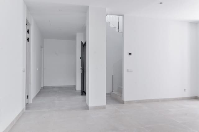 4 slaapkamer Villa te koop in Marbella - € 4.200.000 (Ref: 9077243)