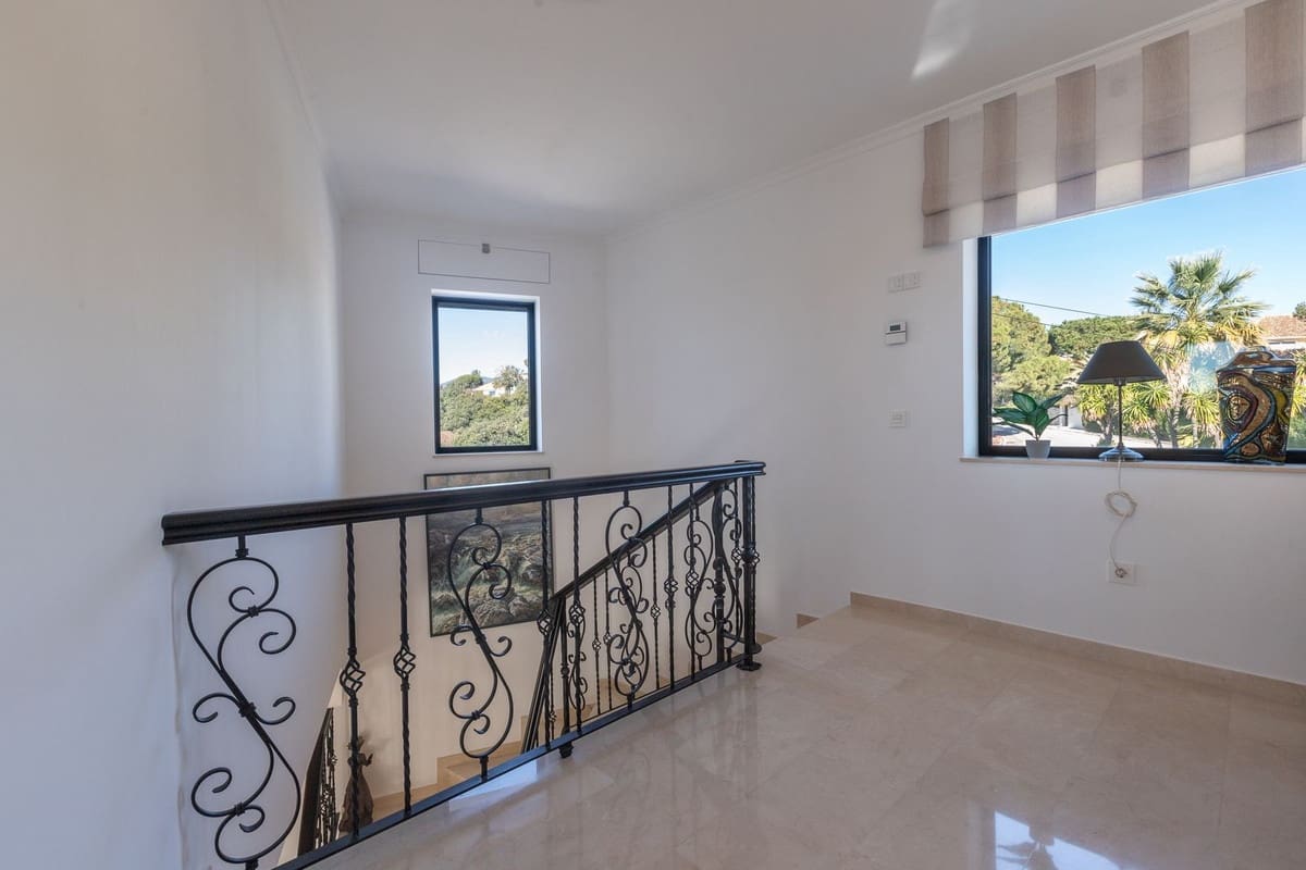 3 slaapkamer Villa te koop in Elviria met garage - € 3.750.000 (Ref: 9077247)