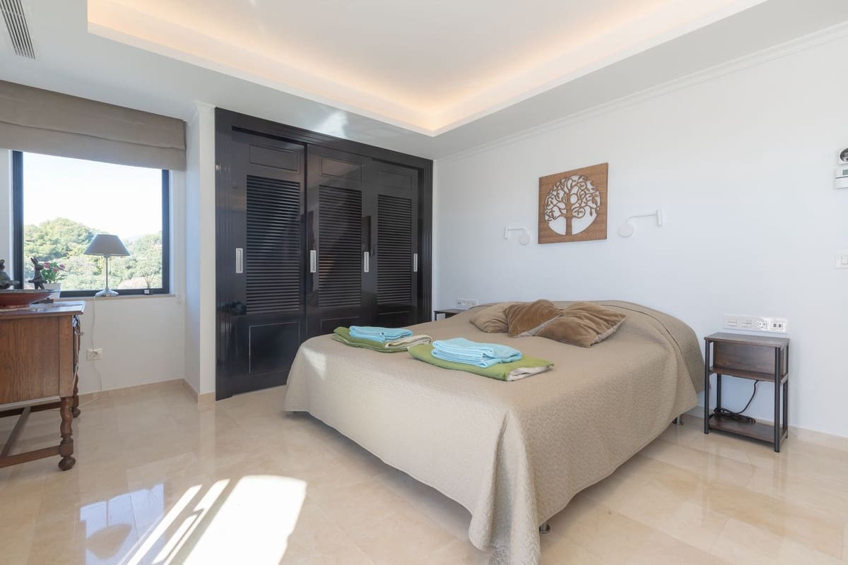 3 slaapkamer Villa te koop in Elviria met garage - € 3.750.000 (Ref: 9077247)