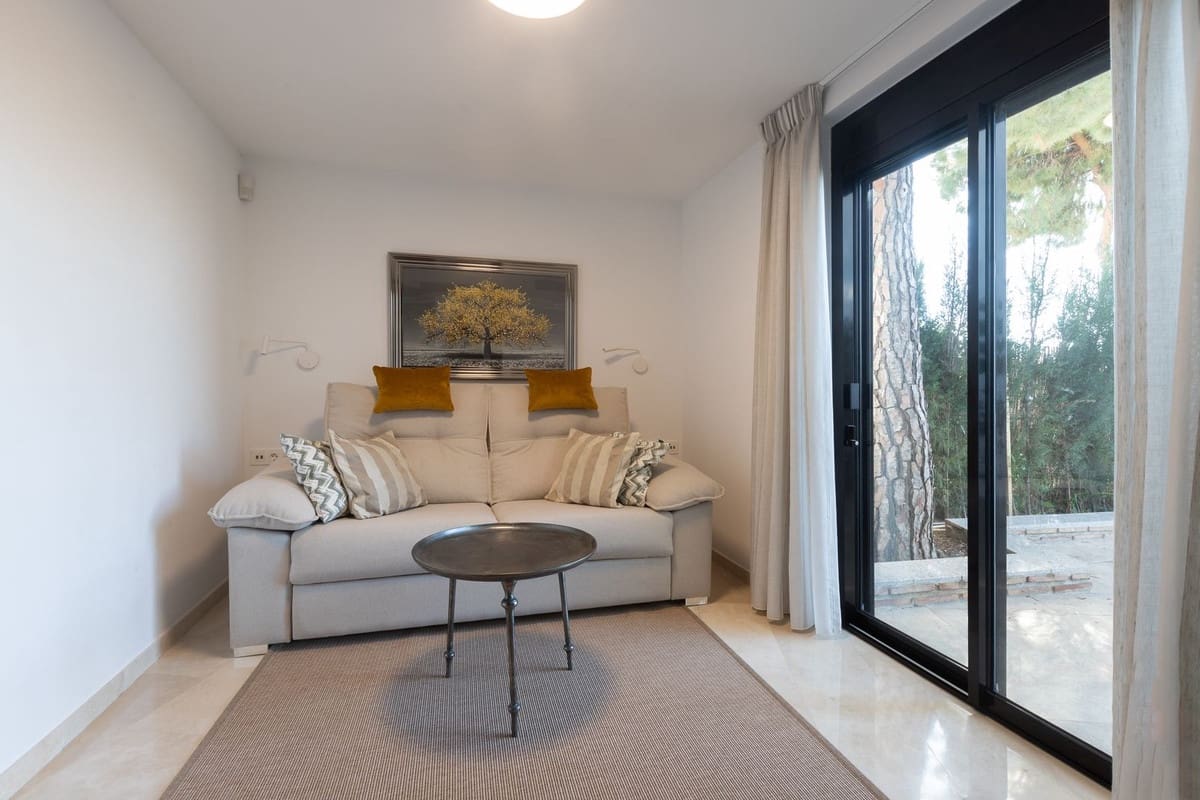 3 slaapkamer Villa te koop in Elviria met garage - € 3.750.000 (Ref: 9077247)