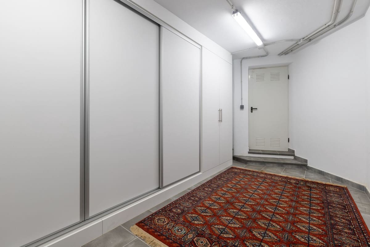 3 slaapkamer Villa te koop in Elviria met garage - € 3.750.000 (Ref: 9077247)