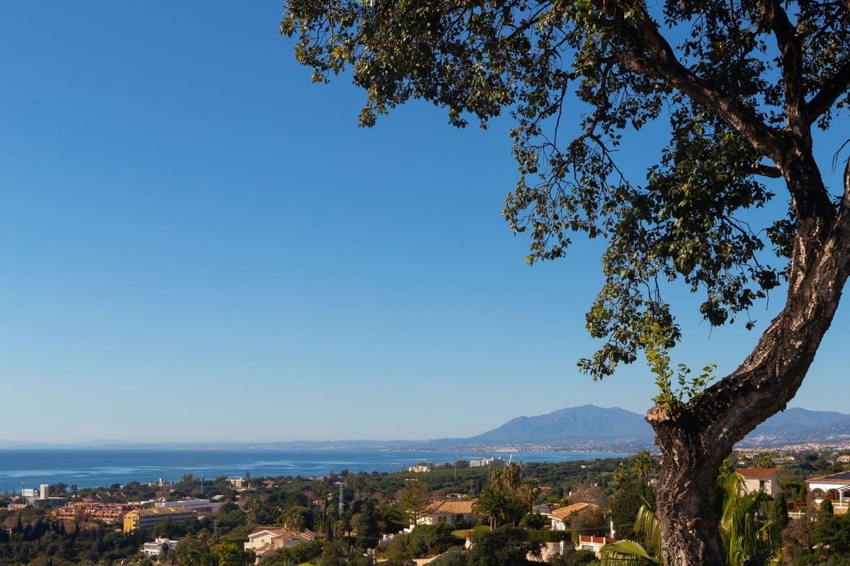 3 slaapkamer Villa te koop in Elviria met garage - € 3.750.000 (Ref: 9077247)