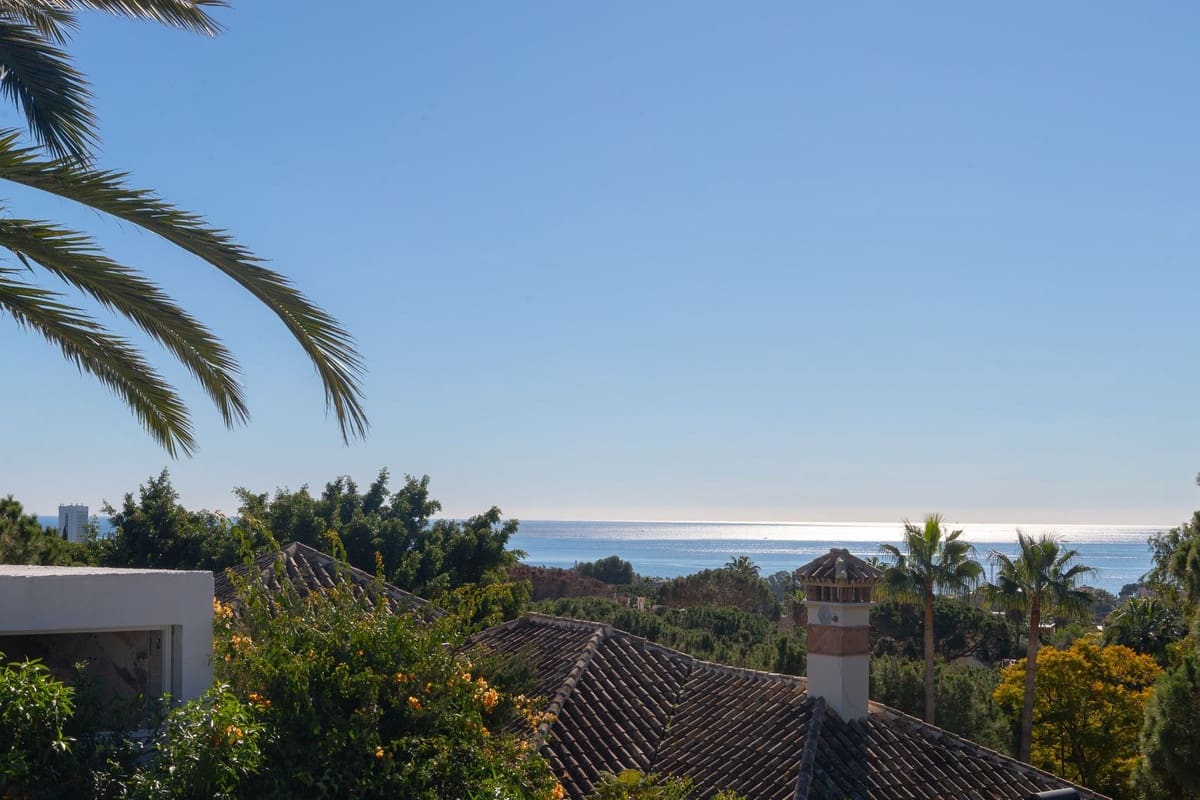 3 slaapkamer Villa te koop in Elviria met garage - € 3.750.000 (Ref: 9077247)