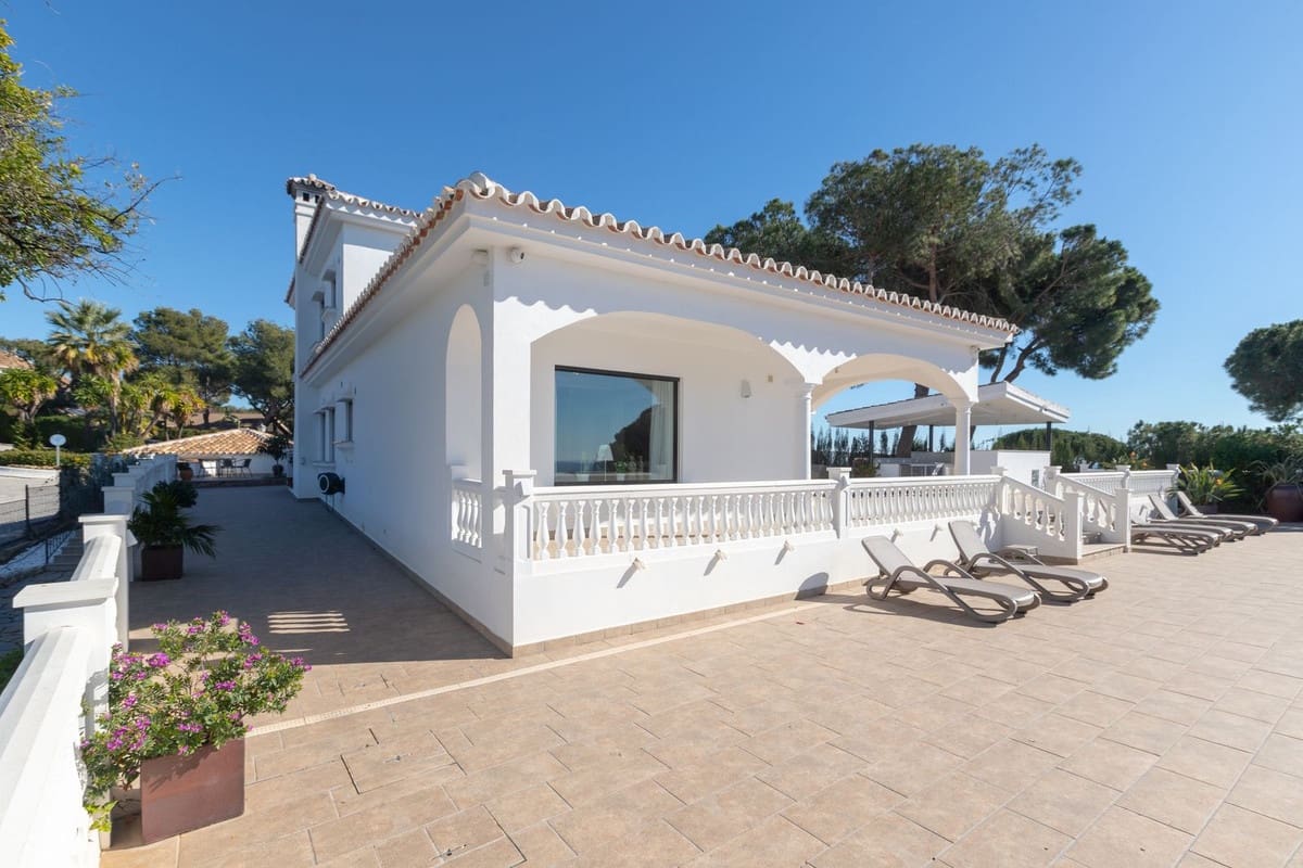 3 slaapkamer Villa te koop in Elviria met garage - € 3.750.000 (Ref: 9077247)