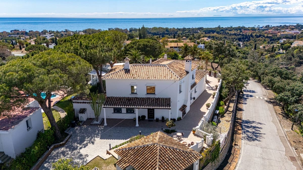 3 slaapkamer Villa te koop in Elviria met garage - € 3.750.000 (Ref: 9077247)