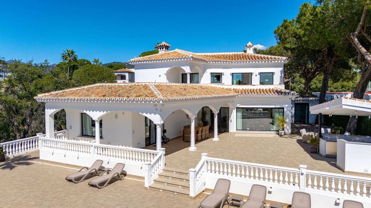 3 slaapkamer Villa te koop in Elviria met garage - € 3.750.000 (Ref: 9077247)