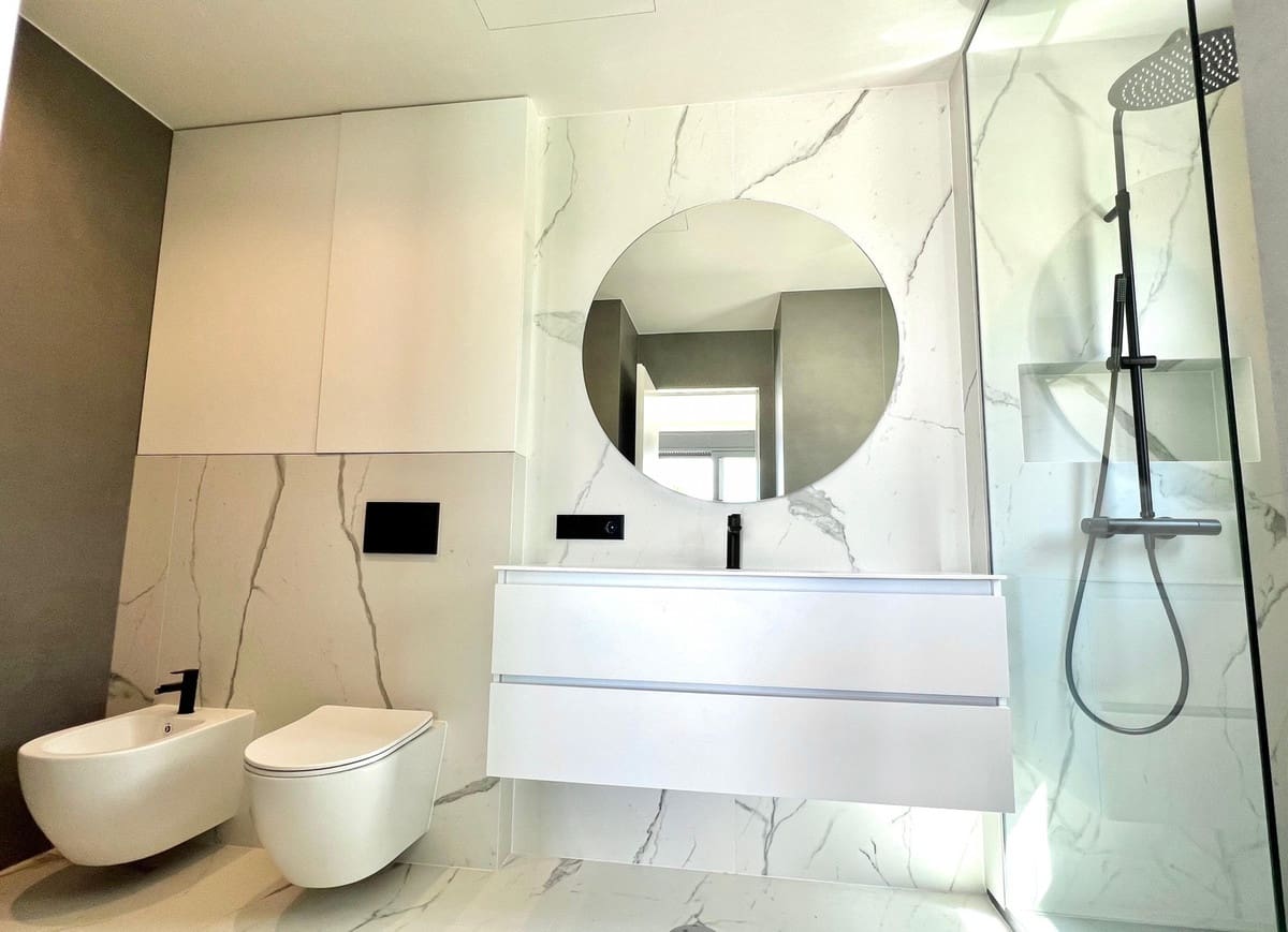 4 bedroom Villa for sale in Marbella - € 3,899,000 (Ref: 9077248)