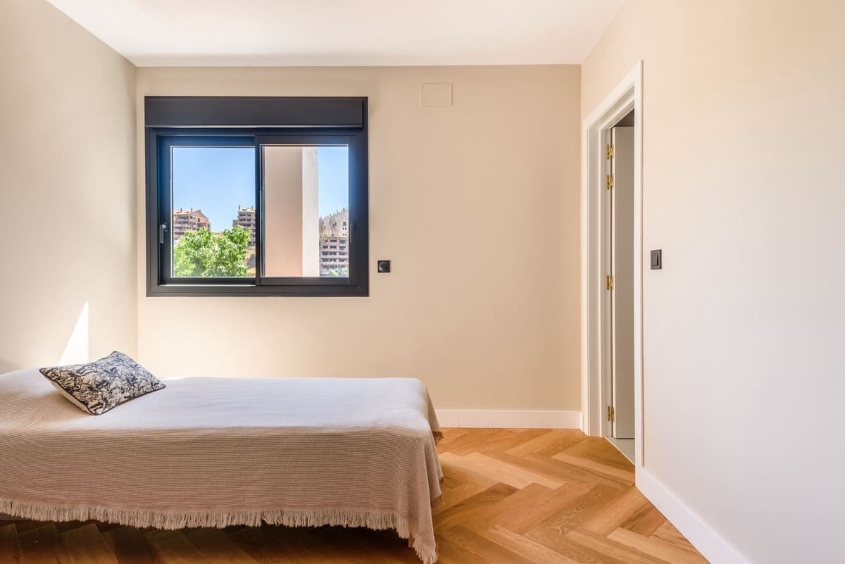 7 sypialnia Willa na sprzedaż w Elviria z garażem - 3 790 000 € (Ref: 9077249)