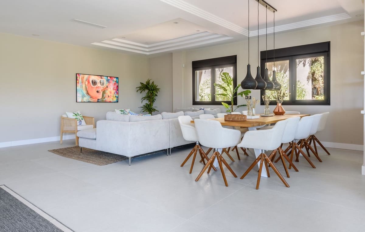 7 sypialnia Willa na sprzedaż w Elviria z garażem - 3 790 000 € (Ref: 9077249)