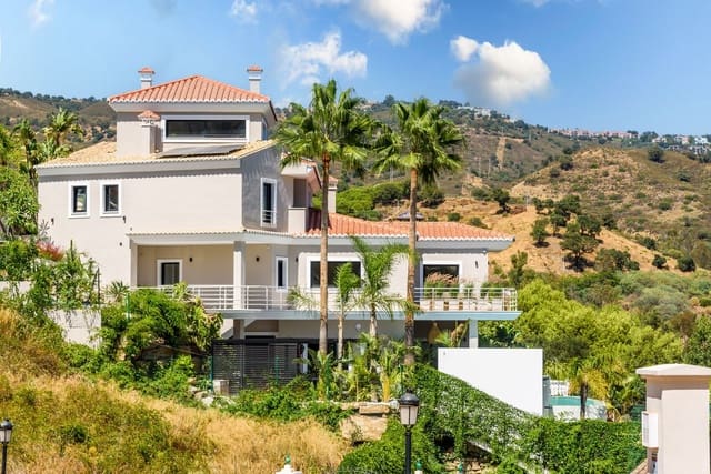 7 sypialnia Willa na sprzedaż w Elviria, Marbella z garażem - 3 790 000 € (Ref: 9077249)