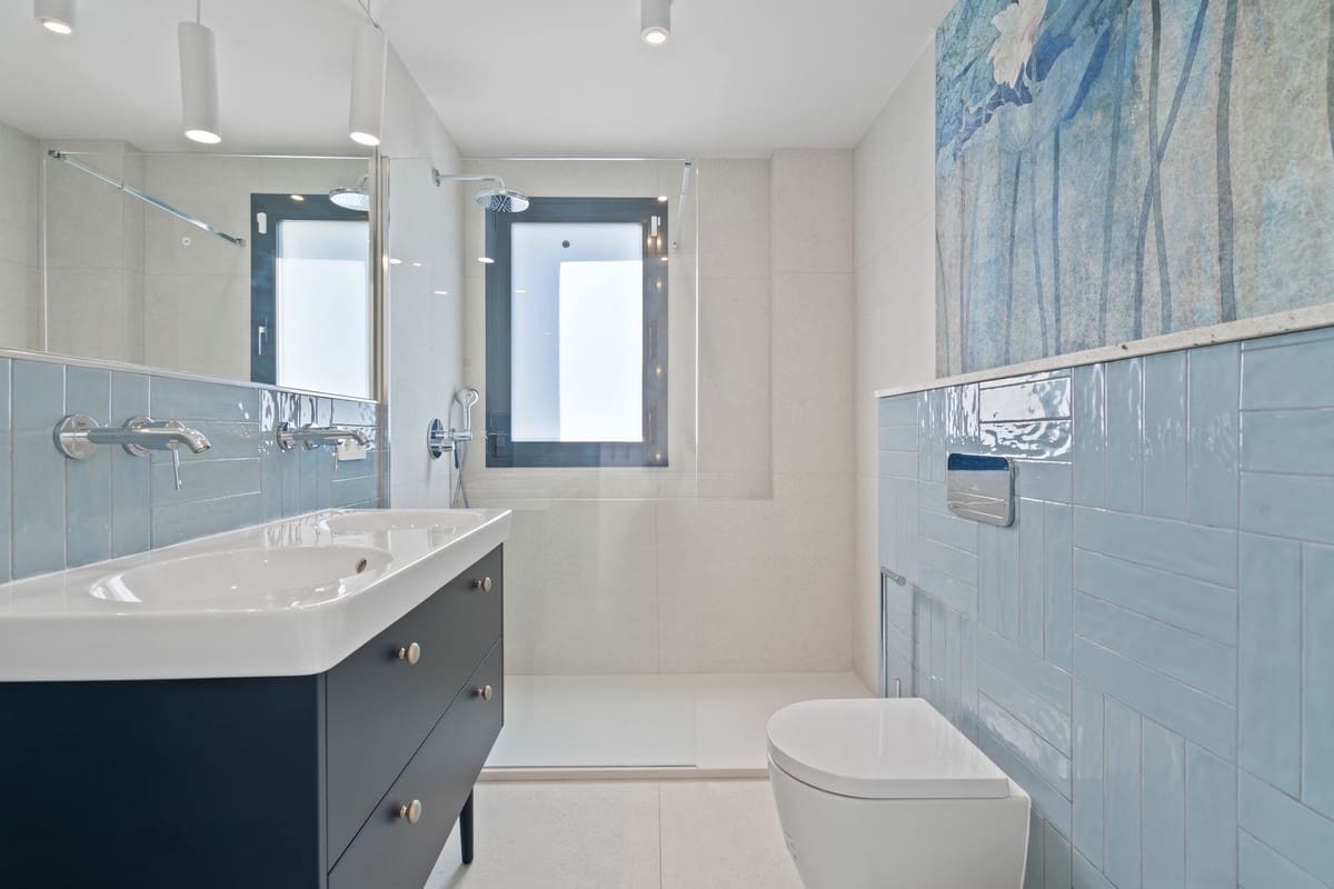 Chalet de 4 habitaciones en Elviria en venta - 2.290.000 € (Ref: 9077255)