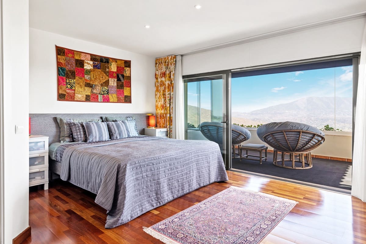 Chalet de 5 habitaciones en Marbella en venta - 2.245.000 € (Ref: 9077258)