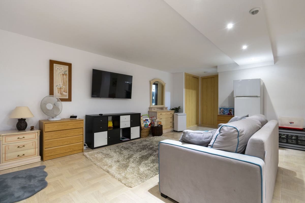 Chalet de 5 habitaciones en Elviria en venta con garaje - 1.995.000 € (Ref: 9077259)
