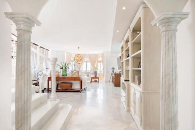 4 quarto Apartamento para venda em Marbella com garagem - 1 975 000 € (Ref: 9077261)