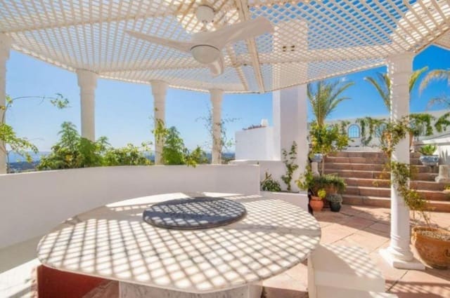 4 quarto Apartamento para venda em Marbella com garagem - 1 975 000 € (Ref: 9077261)