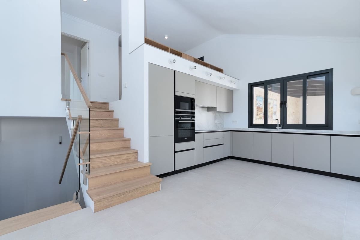 4 chambre Villa/Maison à vendre à Marbella avec garage - 1 780 000 € (Ref: 9077262)