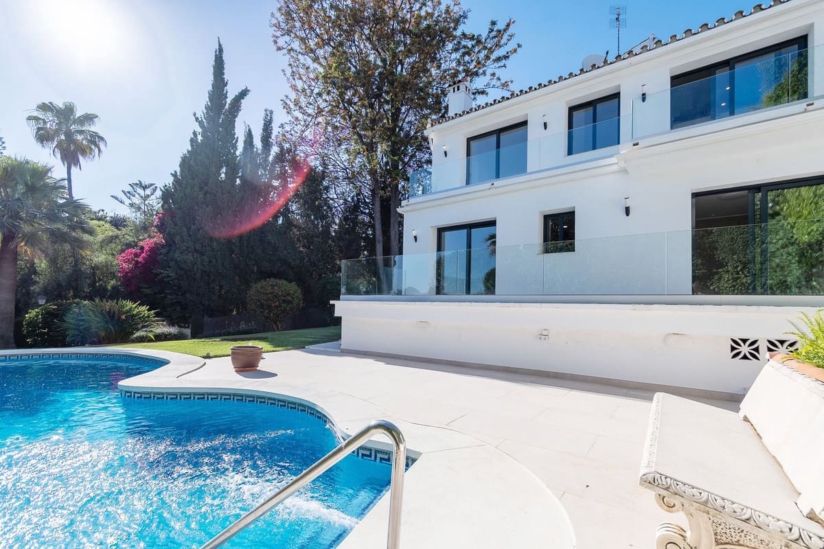 4 chambre Villa/Maison à vendre à Marbella avec garage - 1 780 000 € (Ref: 9077262)