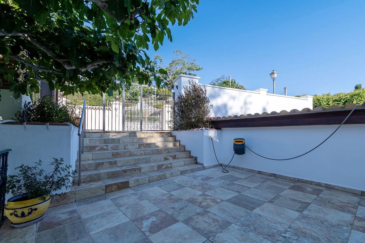 4 chambre Villa/Maison à vendre à Marbella avec garage - 1 780 000 € (Ref: 9077262)
