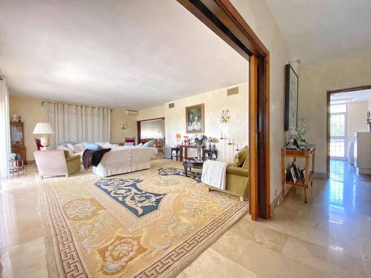 4 chambre Villa/Maison à vendre à Marbella - 1 600 000 € (Ref: 9077267)