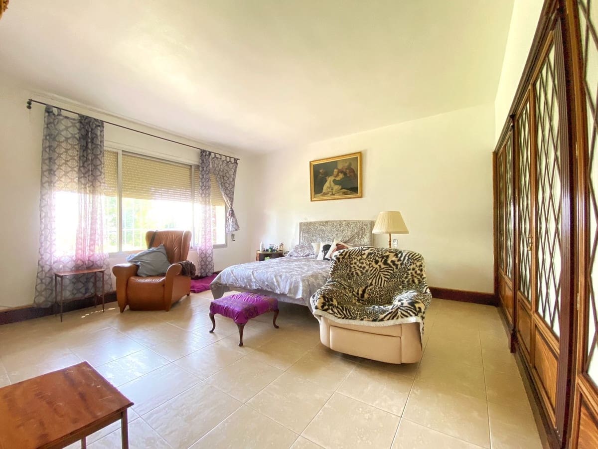 4 chambre Villa/Maison à vendre à Marbella - 1 600 000 € (Ref: 9077267)