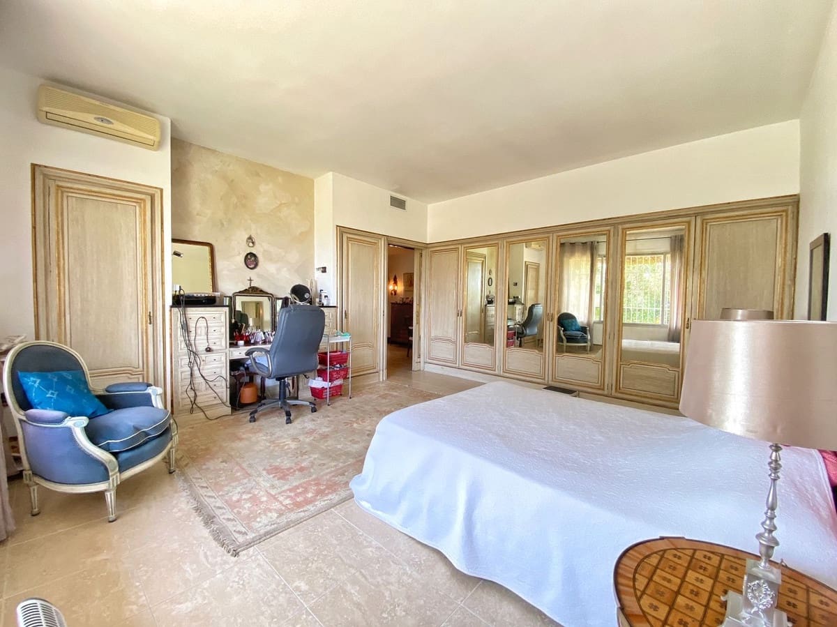 4 chambre Villa/Maison à vendre à Marbella - 1 600 000 € (Ref: 9077267)