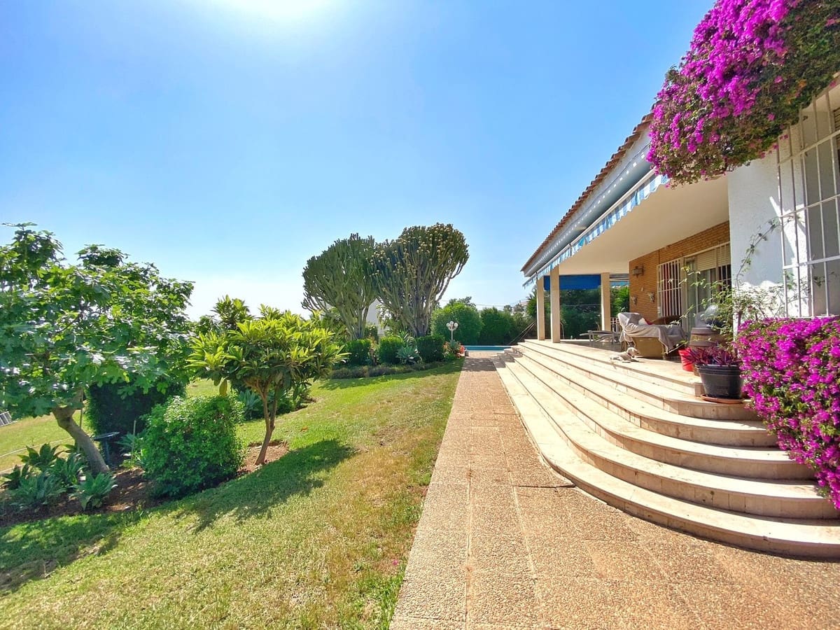 4 chambre Villa/Maison à vendre à Marbella - 1 600 000 € (Ref: 9077267)