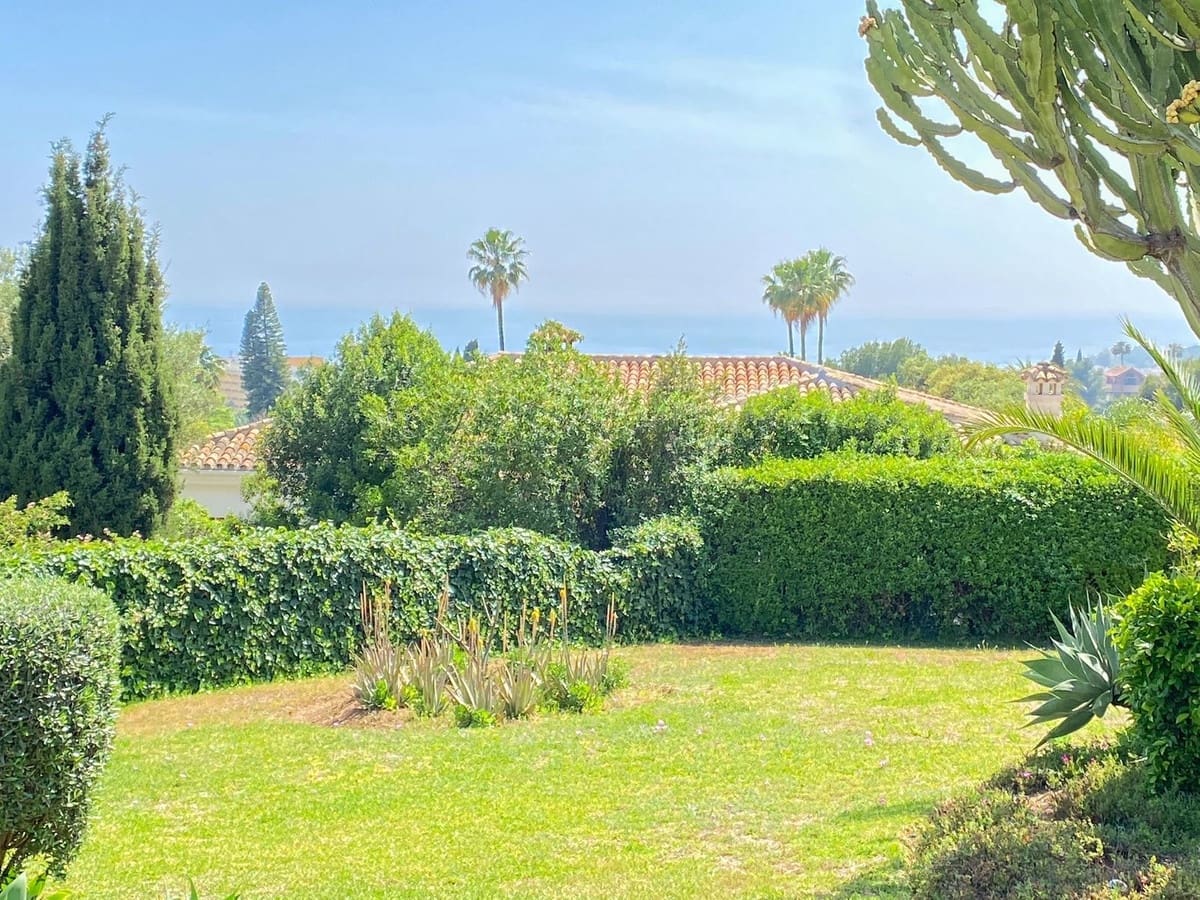 4 chambre Villa/Maison à vendre à Marbella - 1 600 000 € (Ref: 9077267)