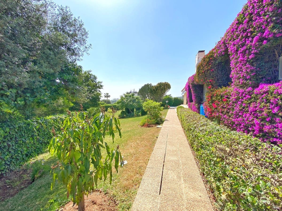 4 chambre Villa/Maison à vendre à Marbella - 1 600 000 € (Ref: 9077267)