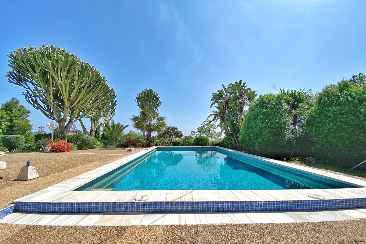 4 Zimmer Villa zu verkaufen in Marbella - 1.600.000 € (Ref: 9077267)