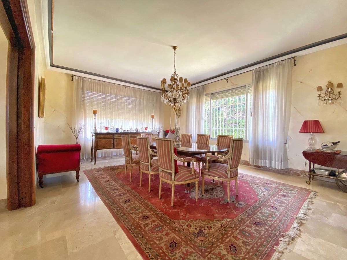 4 Zimmer Villa zu verkaufen in Marbella - 1.600.000 € (Ref: 9077267)